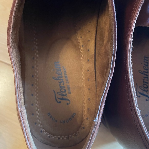 Allen Edmonds Chandler Weatherproof Chukka Boot - Picture 6 of 7